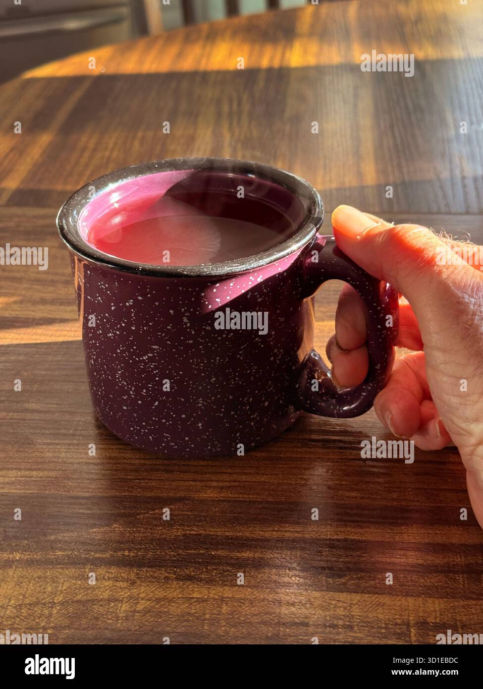 Une seule tasse de café chaud Banque D'Images