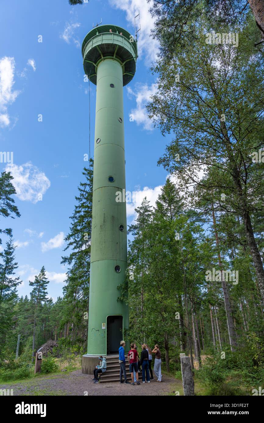 Granna, Suède - 08.05.2025 : tour de guet Tegner Tower en Suède Banque D'Images