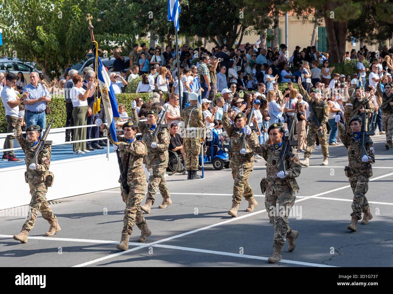 Paphos Chypre a célébré la « Journée Oxi », commémorant le rejet par la Grèce de la demande des forces de l’axe d’entrer sur son territoire le 28 octobre 1940, pendant la seconde Guerre mondiale. Banque D'Images