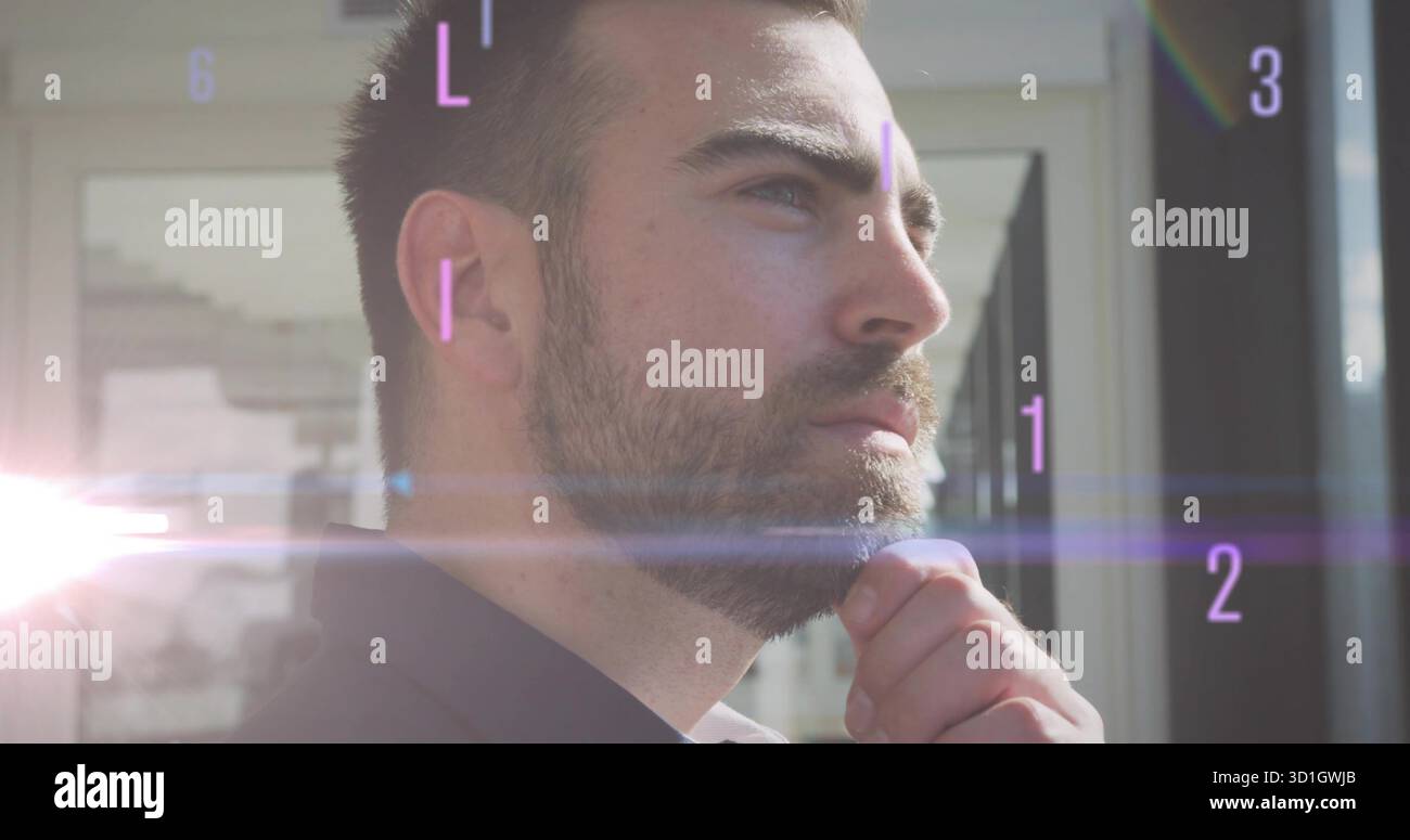 Haut de gamme portant blazer et chemise sur la terrasse extérieure, avec superpositions numériques, espace copie Banque D'Images