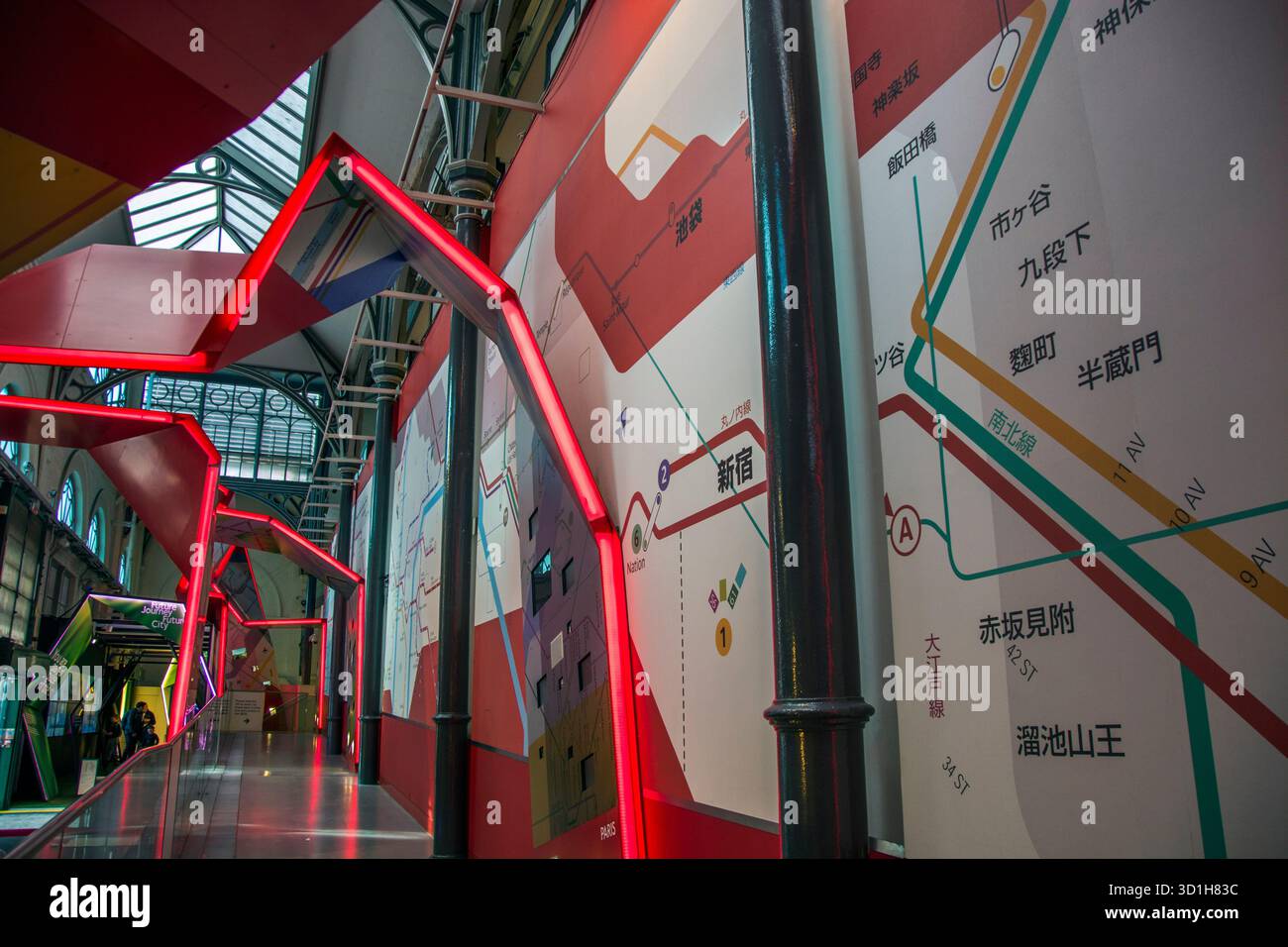 Entrée du musée avec décoration de la carte du métro de Tokyo Banque D'Images