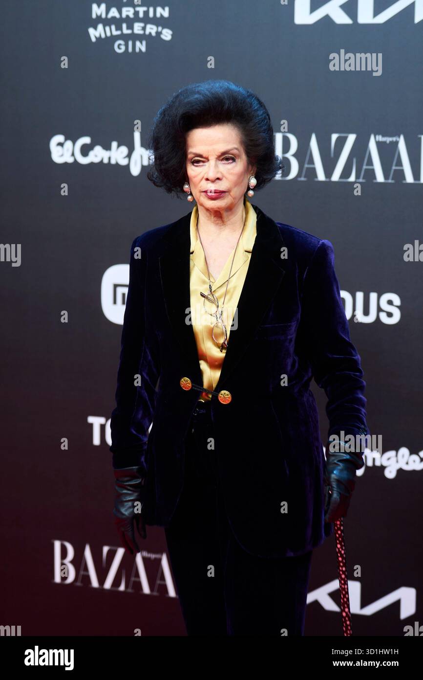 28 octobre 2025, Madrid, Madrid, Espagne : Bianca Jagger assiste au Bazar â€˜femmes de l'année 2025â€™ Prix tapis rouge au Cinéma Callao le 28 octobre 2025 à Madrid, Espagne (crédit image : © Jack Abuin/ZUMA Press Wire) USAGE ÉDITORIAL SEULEMENT ! Non destiné à UN USAGE commercial ! Banque D'Images