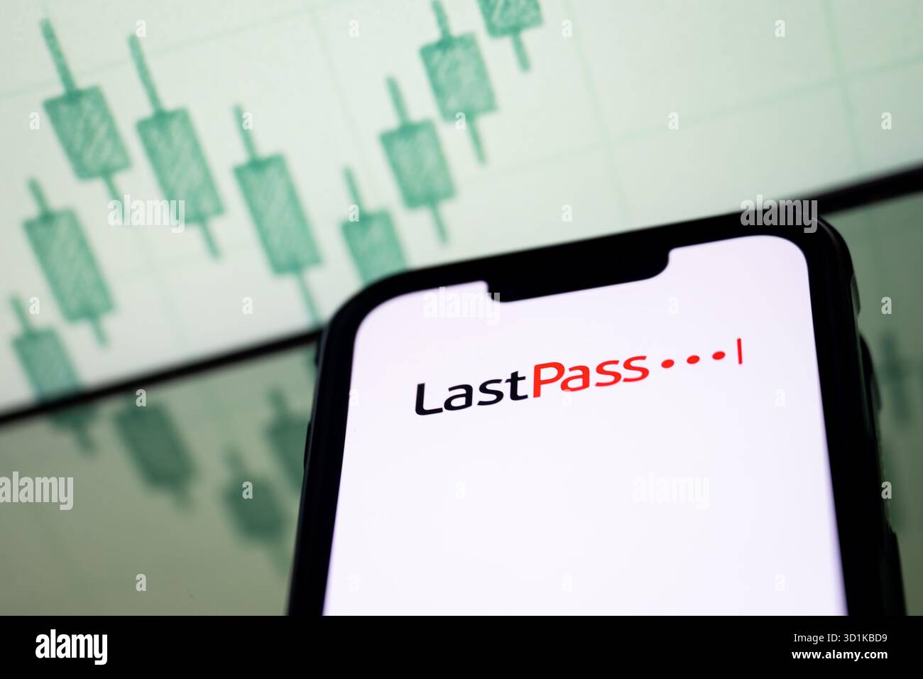 Pologne. 24 octobre 2025. Dans cette illustration photo, un logo LastPass visible affiché sur l'écran d'un smartphone. Crédit : SOPA images Limited/Alamy Live News Banque D'Images