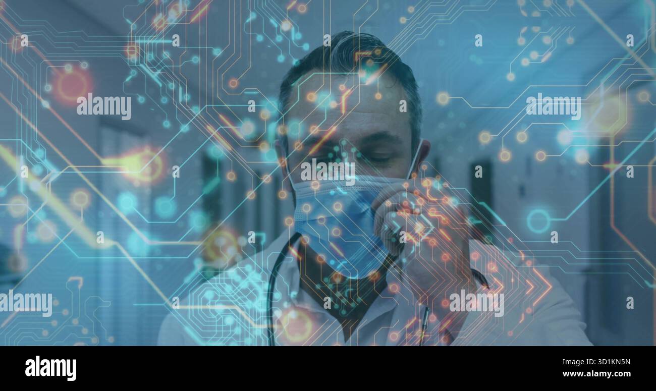 Ajustage médecin portant un manteau blanc et des gommages dans le hall de l'hôpital, avec stéthoscope et superposition technique Banque D'Images