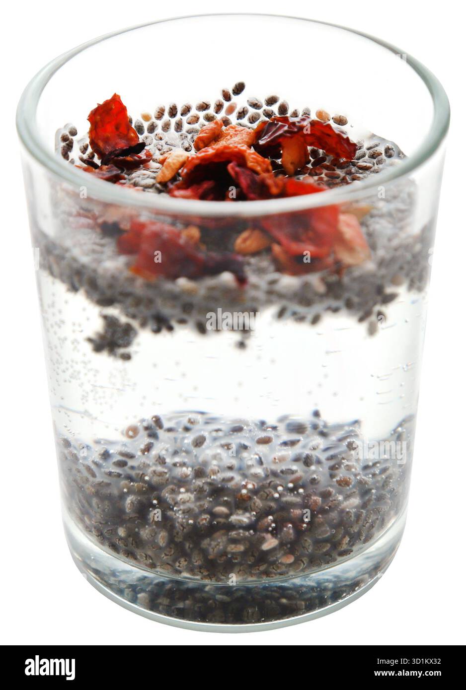 Eau de graines de chia bio trempée dans un verre Banque D'Images
