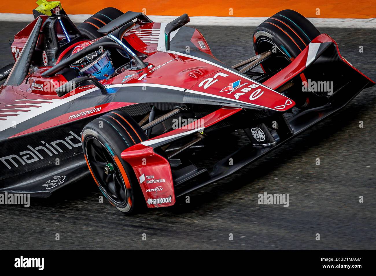21 DE VRIES Nyck (nld), Mahindra Racing, Mahindra M12Electro, action lors des essais de pré-saison de Valence 2025 du Championnat du monde ABB FIA Formula E 2025-26, sur le circuit Ricardo Tormo du 27 au 31 octobre 2025 à Cheste, Espagne - photo Paulo Maria / DPPI Banque D'Images