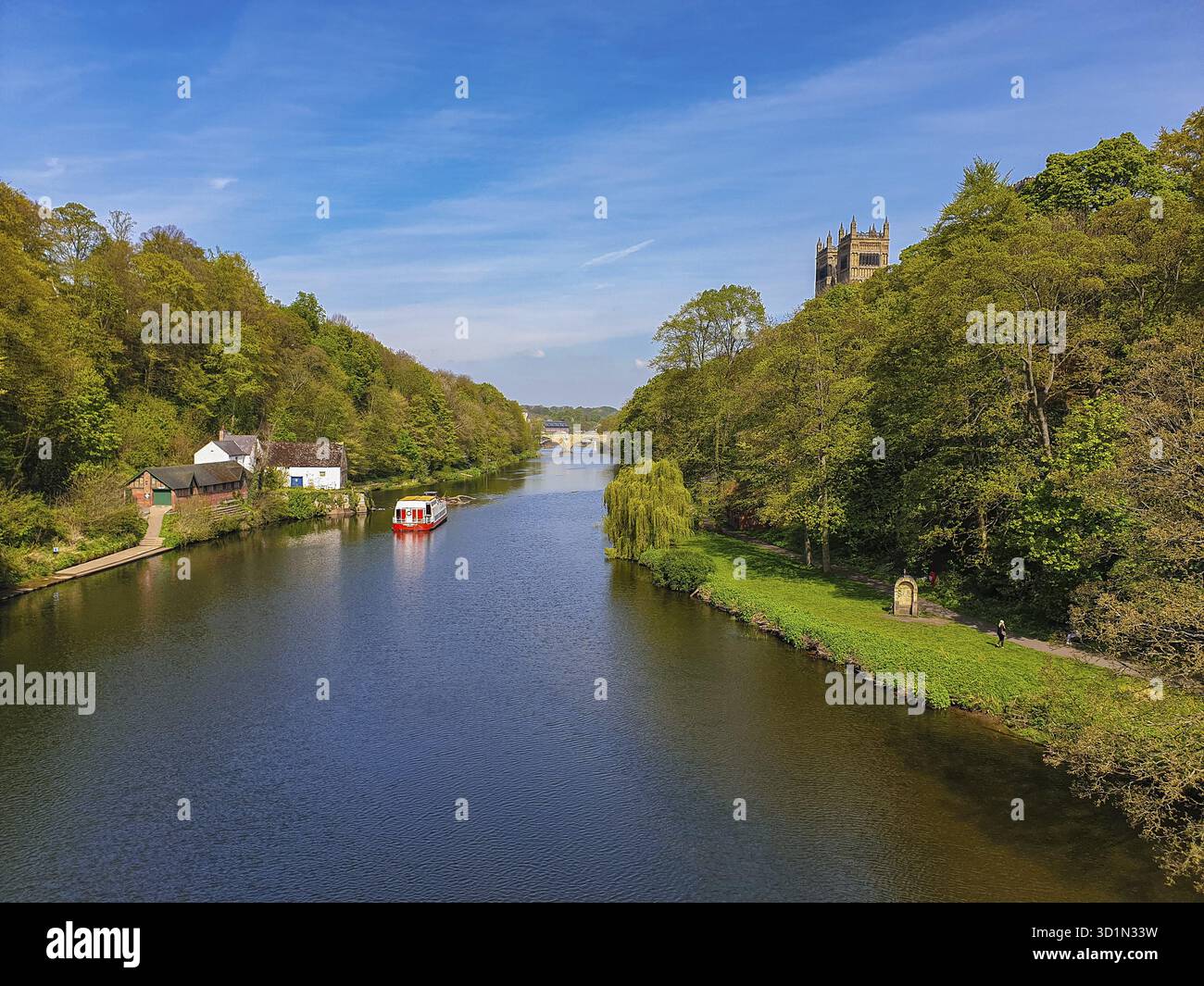 Belle scène de l'usure de la rivière au printemps dans la région de Durham, Royaume-Uni Banque D'Images