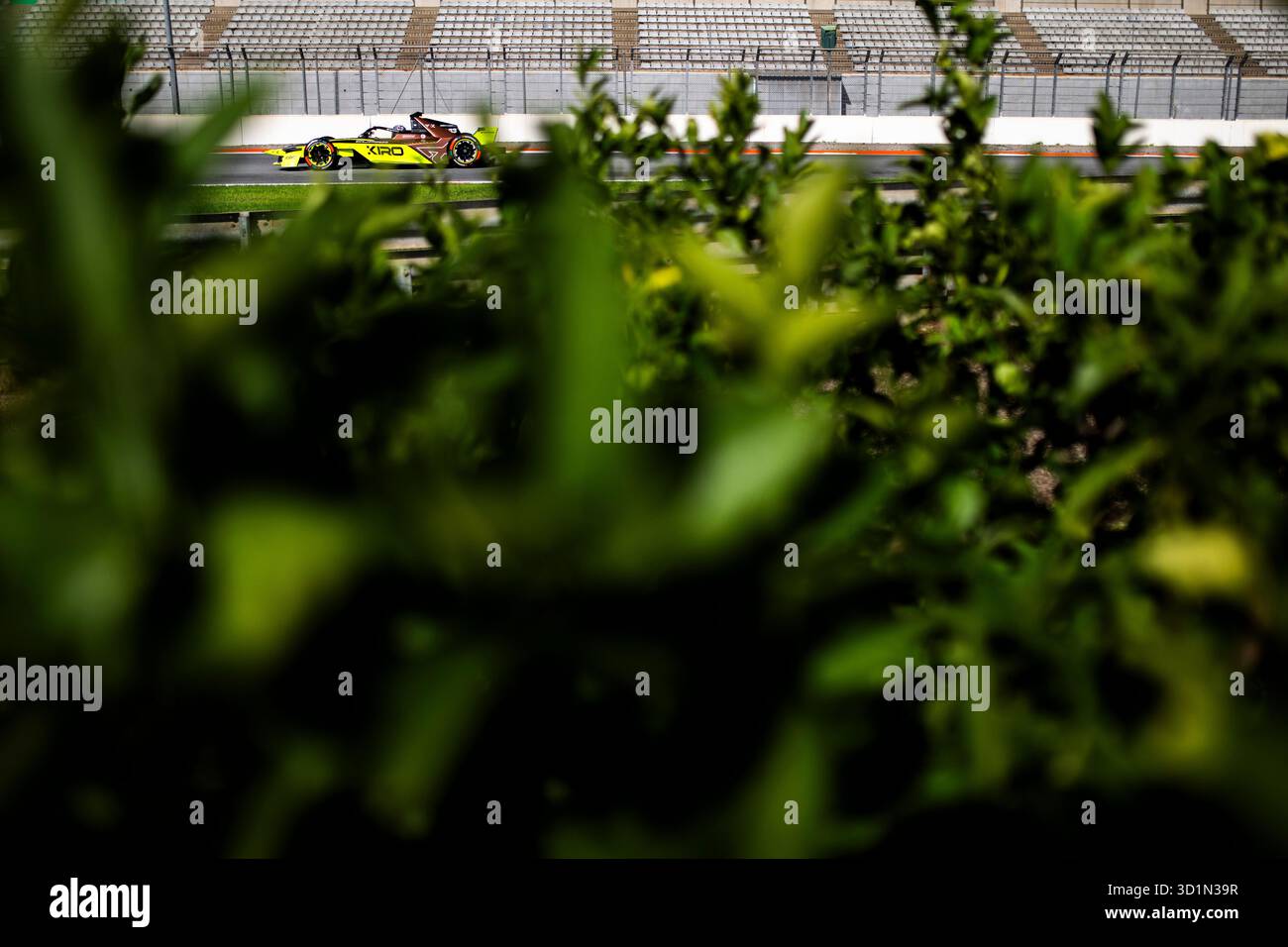 33 TICKTUM Dan (gbr), Cupra Kiro, Porsche 99X Electric WCG3, action lors des essais de pré-saison de Valence 2025 du Championnat du monde ABB FIA Formula E 2025-26, sur le circuit Ricardo Tormo du 27 au 31 octobre 2025 à Cheste, Espagne - photo Fabrizio Boldoni / DPPI Banque D'Images