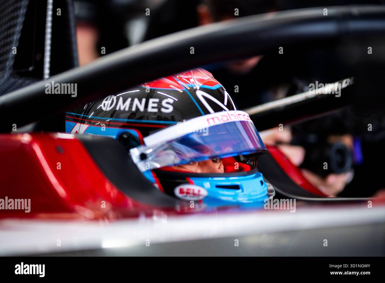 Cheste, Espagne. 29 octobre 2025. DE VRIES Nyck (nld), Mahindra Racing, Mahindra M12Electro, portrait lors des essais de pré-saison de Valence 2025 du Championnat du monde ABB FIA Formula E 2025-26, sur le circuit Ricardo Tormo du 27 au 31 octobre 2025 à Cheste, Espagne - photo Fabrizio Boldoni/DPPI crédit : DPPI Media/Alamy Live News Banque D'Images
