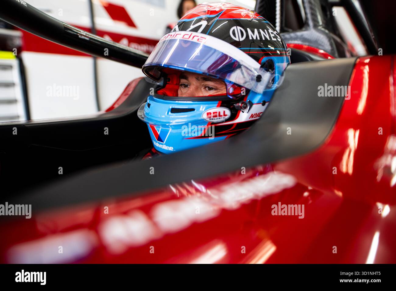 Cheste, Espagne. 29 octobre 2025. DE VRIES Nyck (nld), Mahindra Racing, Mahindra M12Electro, portrait lors des essais de pré-saison de Valence 2025 du Championnat du monde ABB FIA Formula E 2025-26, sur le circuit Ricardo Tormo du 27 au 31 octobre 2025 à Cheste, Espagne - photo Fabrizio Boldoni/DPPI crédit : DPPI Media/Alamy Live News Banque D'Images