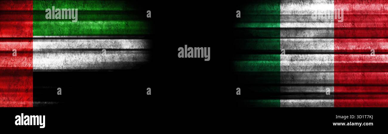 Drapeaux des Émirats arabes Unis et de l'Italie sur noir Banque D'Images