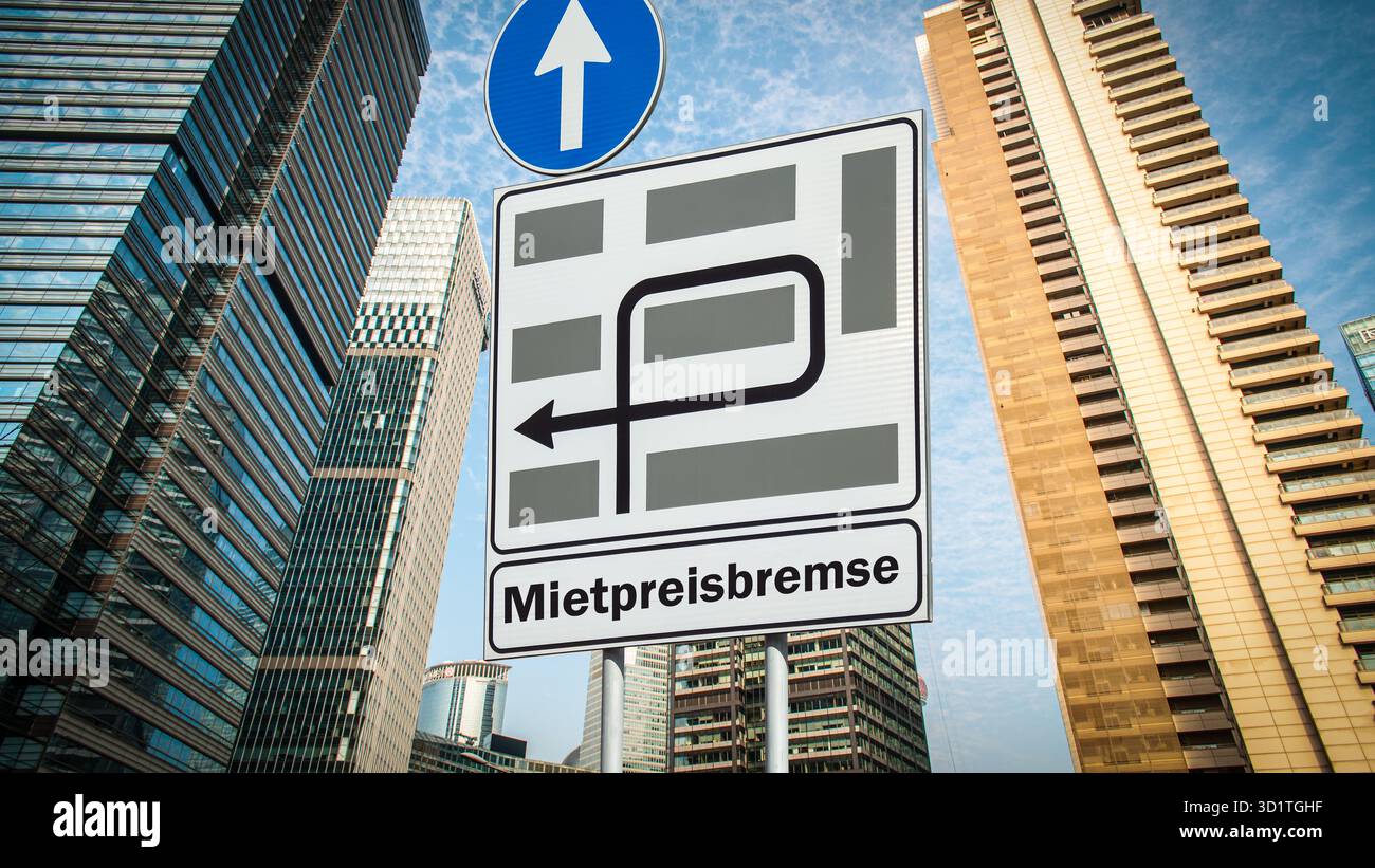 Une image avec des panneaux dans la direction du contrôle des loyers en allemand Banque D'Images