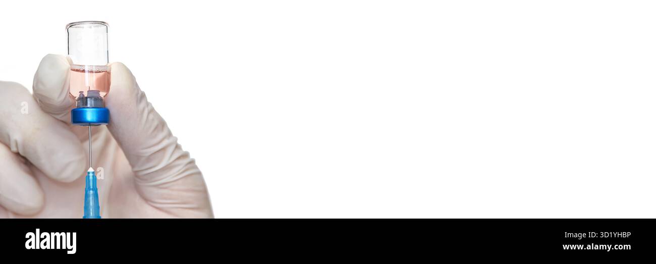 Vaccin médicamenteux Doctor Hand Holf. Traitement de santé anti-virus. Infirmière médicale chirurgicale. Laboratoire de pharmacie. Resher le centre. COV Banque D'Images