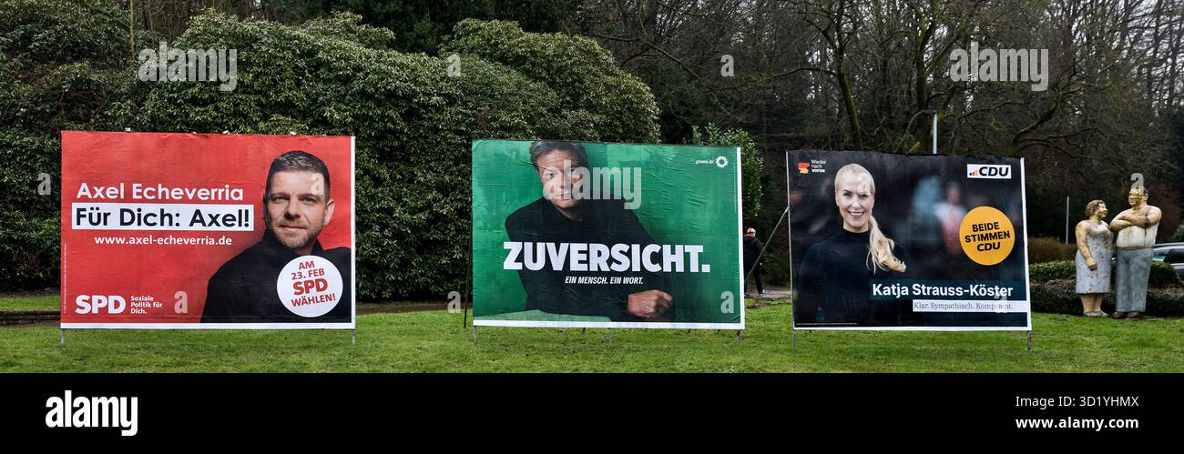 Grandes affiches pour les élections fédérales de 2025 par le SPD, les Verts et la CDU, Witten, Allemagne Banque D'Images