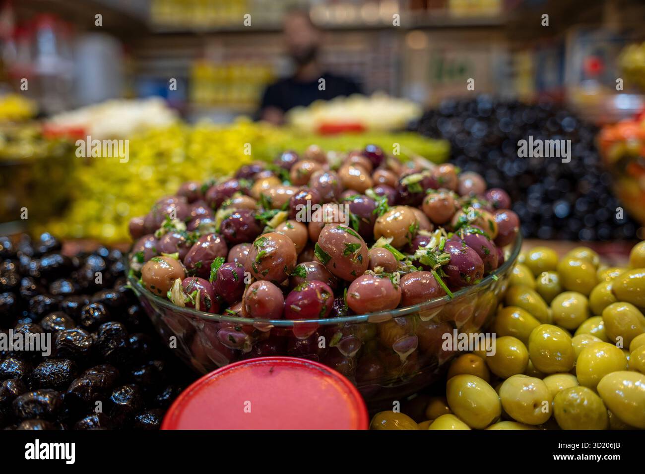 Différents types d'olives à vendre Banque D'Images