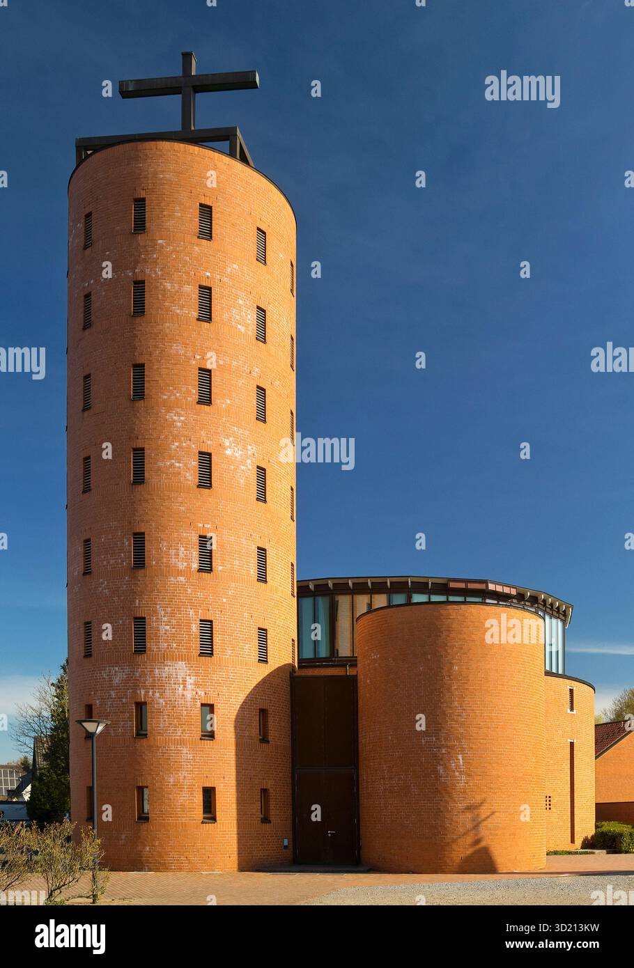 Antonius Vluyn Catholic Church, Neukirchen-Vluyn, Ruhr area, Lower Rhine, North Rhine-Westphalia, Allemagne, Europe Banque D'Images
