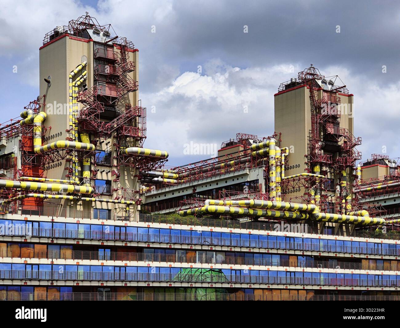 Uniklinik RWTH Aix-la-Chapelle, modernité technique, technique de construction visible sur ossature en béton armé, Rhin du Nord Banque D'Images
