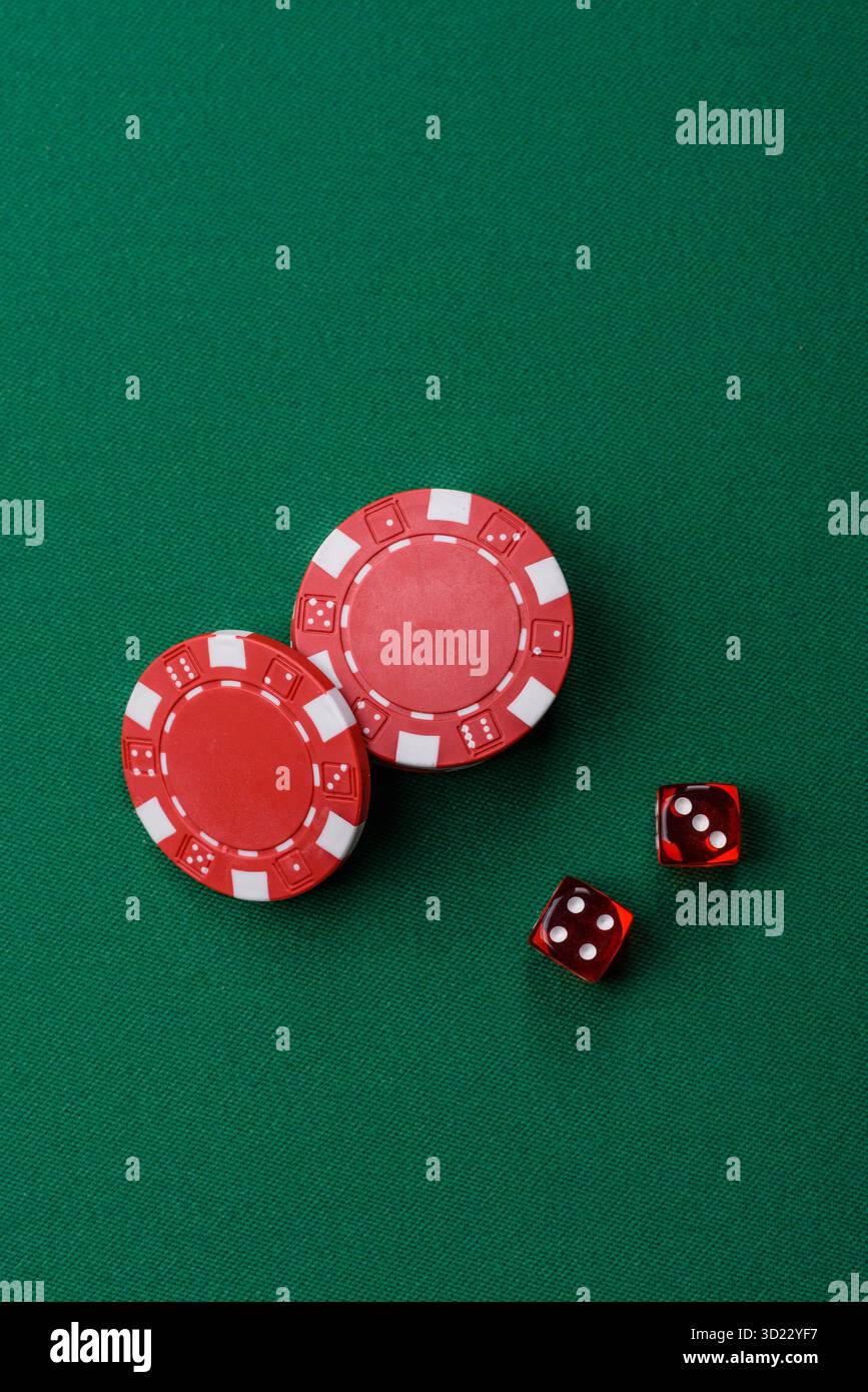 Jeu de dés Craps dans le casino avec des jetons, des Paris et du risque. Jeu de craps Banque D'Images