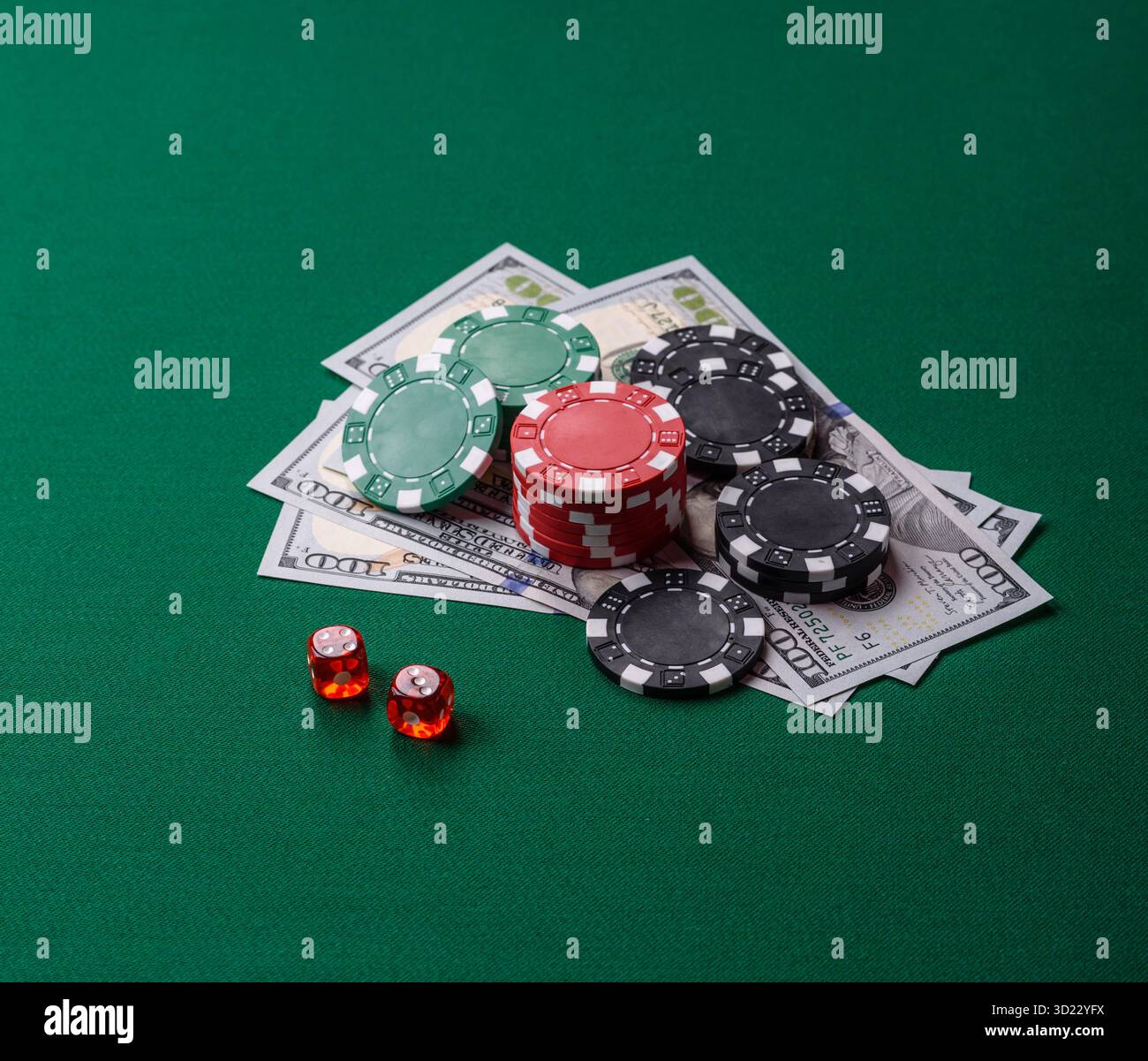 Jeu de dés Craps dans le casino avec des jetons, des Paris et du risque. Jeu de craps Banque D'Images