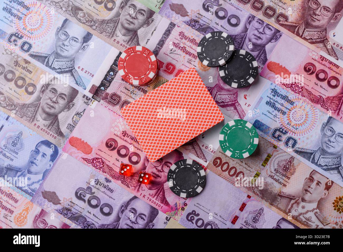 Casino et jeux d'argent en Thaïlande, risque de gagner ou de perdre de l'argent. Jetons de mise en arrière-plan Banque D'Images
