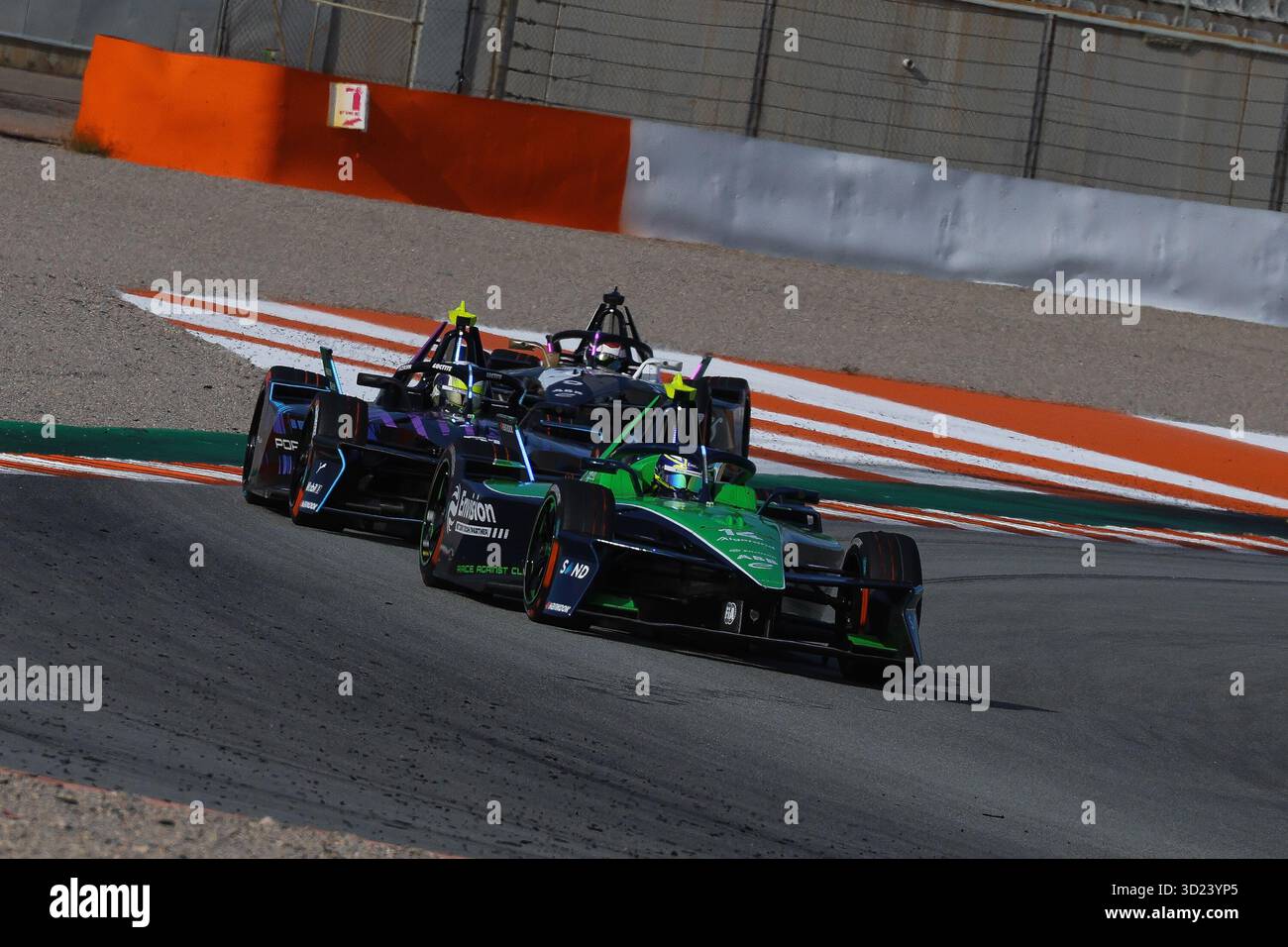 Joel Eriksson(Envision) dirige un groupe de pilotes durant l'exercice Formula E Race. Tests de pré-saison de la formule E FIA 2026. Exercice de course – Circuito Ric Banque D'Images