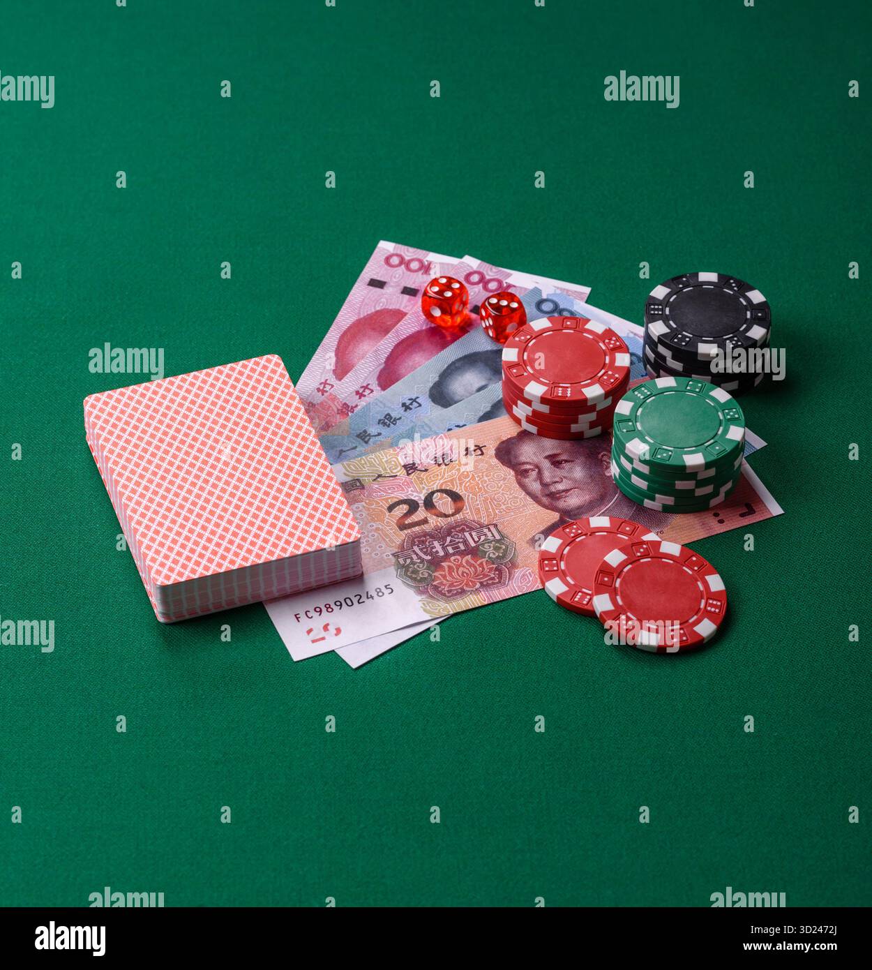 Jeu de casino en Chine, yuan argent, jetons, cartes. Jeux d'argent dans les casinos en Chine Banque D'Images