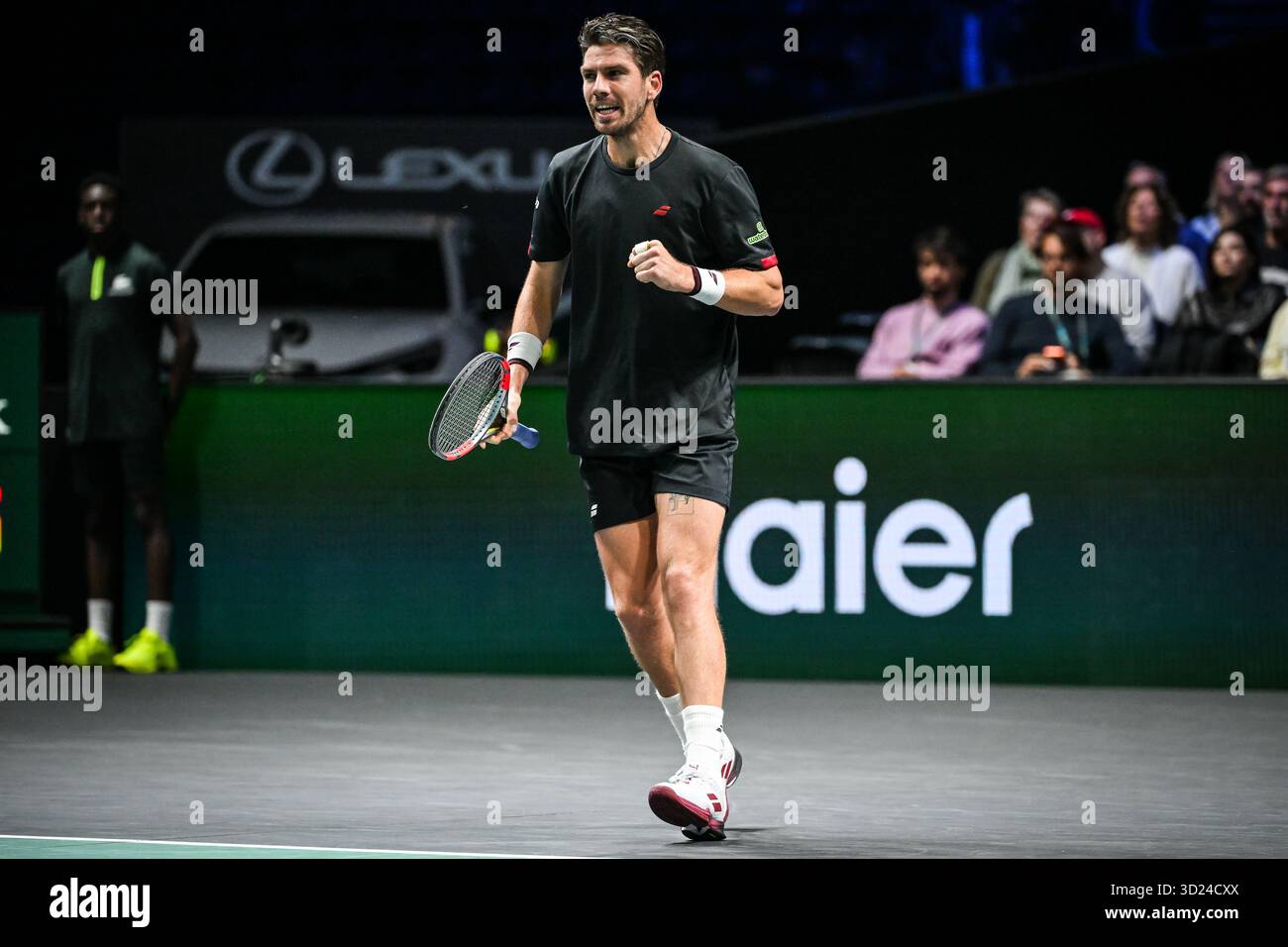 Nanterre, France. 30 octobre 2025. Cameron NORRIE de Grande-Bretagne célèbre son point lors de la quatrième journée du tournoi de tennis Rolex Paris Masters 2025, ATP Masters 1000 le 30 octobre 2025 à la Defense Arena de Nanterre près de Paris, France - photo Matthieu Mirville/DPPI crédit : DPPI Media/Alamy Live News Banque D'Images