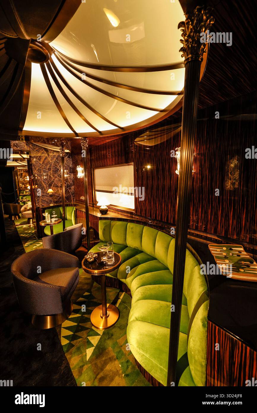 LA RENAISSANCE DE L'ORIENT EXPRESS PARIS Banque D'Images