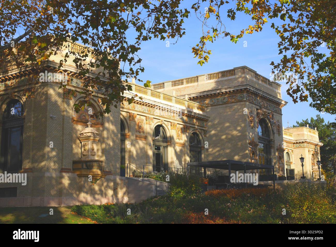 The Millennium House, anciennement Olof Palme House, Varosliget, City Park, Budapest, Hongrie Banque D'Images