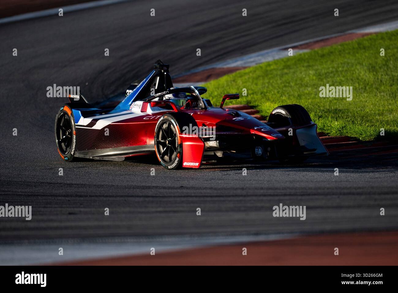 37 CASSIDY Nick (nzl), Citroën Racing Formula E Team, Citroën, action lors des essais de pré-saison de Valence 2025 du Championnat du monde ABB FIA Formula E 2025-26, sur le circuit Ricardo Tormo du 27 au 31 octobre 2025 à Cheste, Espagne - photo Fabrizio Boldoni / DPPI Banque D'Images