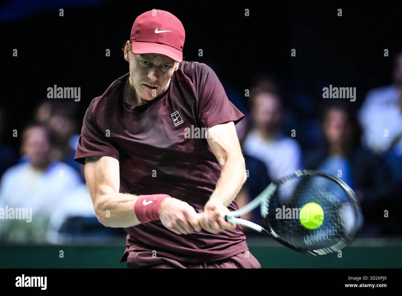 Nanterre, France. 30 octobre 2025. Jannik SINNER d'Italie lors de la quatrième journée du tournoi de tennis Rolex Paris Masters 2025, ATP Masters 1000 le 30 octobre 2025 à la Defense Arena de Nanterre près de Paris, France - photo Matthieu Mirville/DPPI crédit : DPPI Media/Alamy Live News Banque D'Images