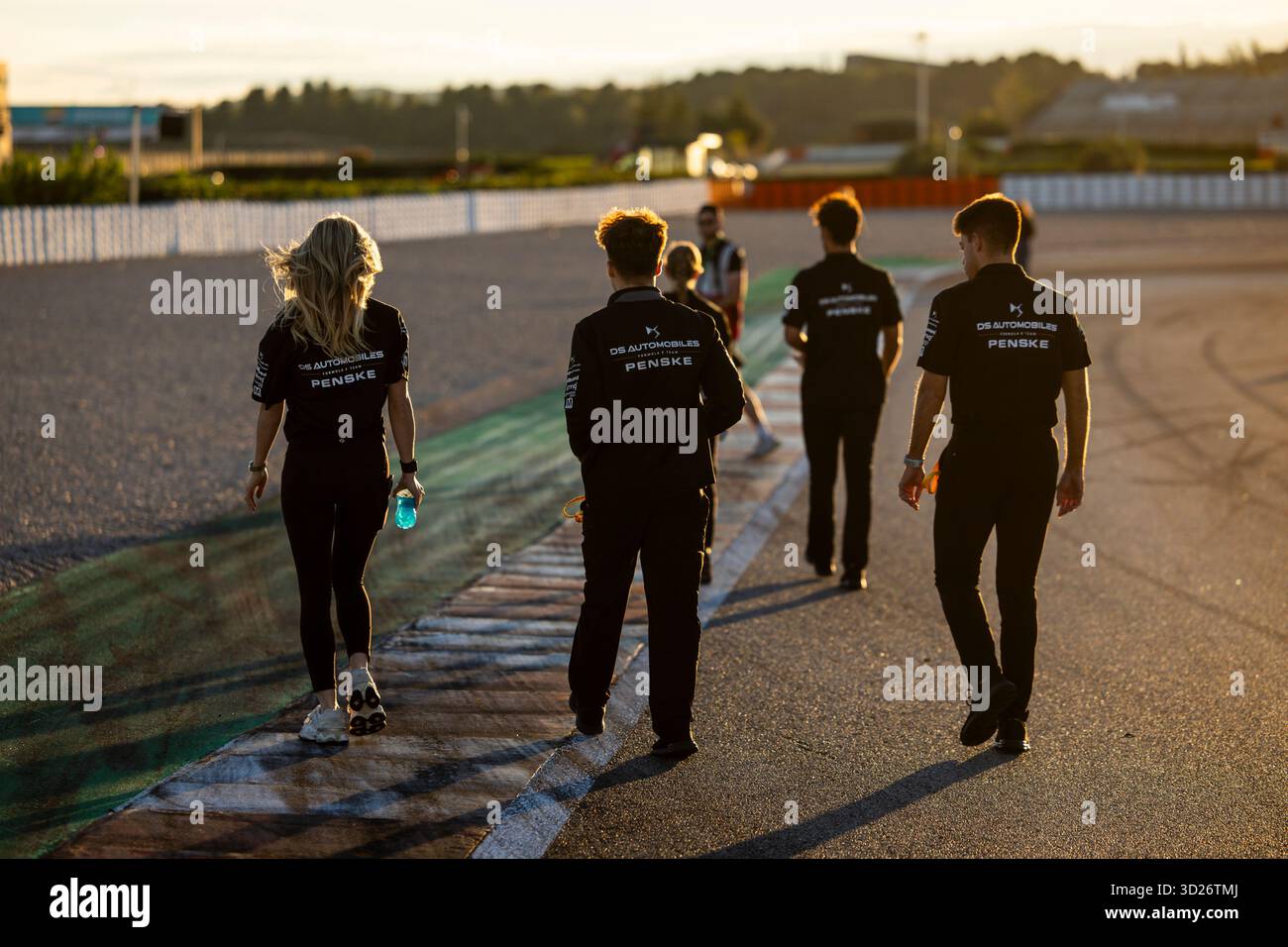 BRASSEUR Lindsay (usa), DS Penske, DS E-TENSE FE25, portrait lors des essais de pré-saison de Valence 2025 du Championnat du monde ABB FIA Formula E 2025-26, sur le circuit Ricardo Tormo du 27 au 31 octobre 2025 à Cheste, Espagne - photo Julien Delfosse / DPPI Banque D'Images