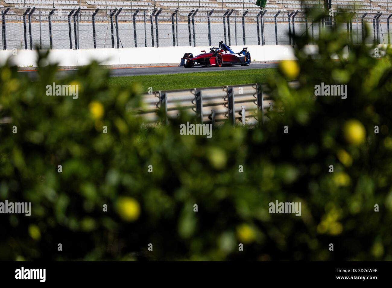 37 CASSIDY Nick (nzl), Citroën Racing Formula E Team, Citroën, action lors des essais de pré-saison de Valence 2025 du Championnat du monde ABB FIA Formula E 2025-26, sur le circuit Ricardo Tormo du 27 au 31 octobre 2025 à Cheste, Espagne - photo Julien Delfosse / DPPI Banque D'Images