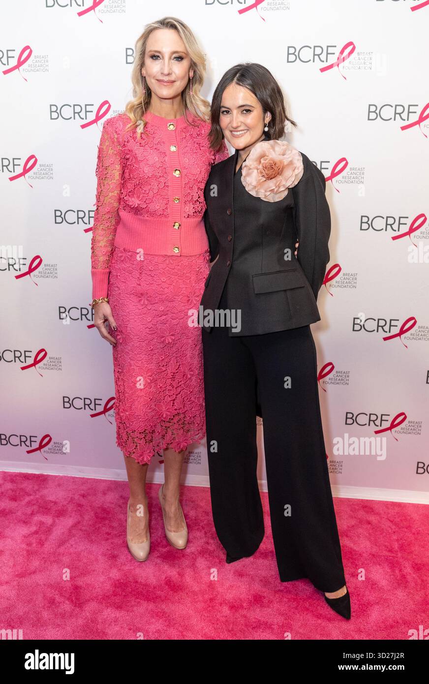 30 octobre 2025, New York, New York, États-Unis : Kinga Lampert et Eliana Lauder assistent au déjeuner de remise des prix de la Breast cancer Research Foundation au Hilton Midtown à New York, NY, le 30 octobre 2025. (Crédit image : © Lev Radin/Pacific Press via ZUMA Press Wire) USAGE ÉDITORIAL SEULEMENT ! Non destiné à UN USAGE commercial ! Banque D'Images