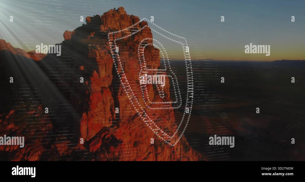 Falaise rouge éclatante au crépuscule du canyon du désert, bouclier montrant l'icône de la caméra et les lignes de code Banque D'Images