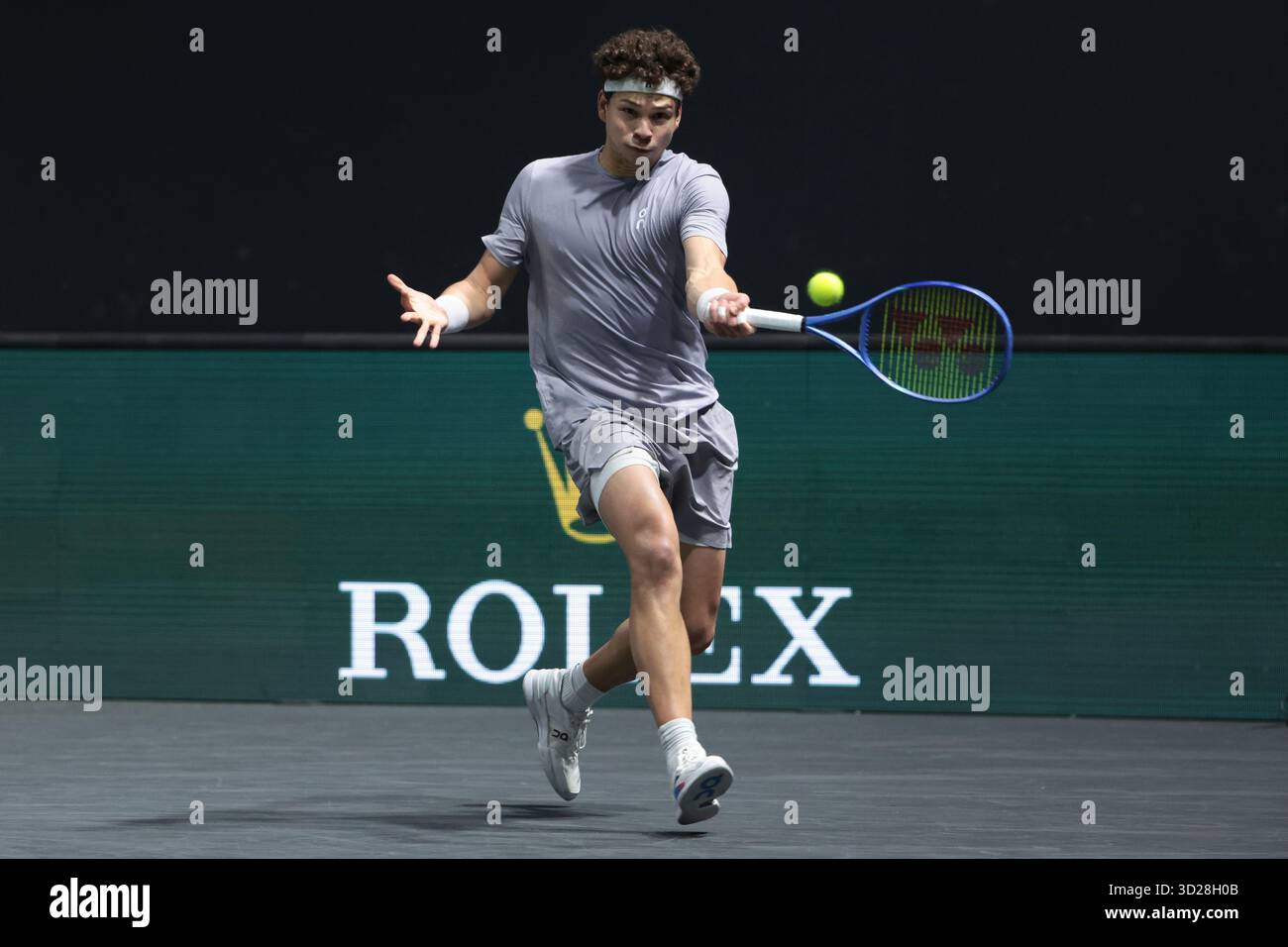 Nanterre, France. 30 octobre 2025. Ben Shelton des États-Unis au cours de la quatrième journée du tournoi de tennis Rolex Paris Masters 2025, ATP Masters 1000 le 30 octobre 2025 au Paris la Defense Arena de Nanterre près de Paris, France - photo Jean Catuffe/DPPI crédit : DPPI Media/Alamy Live News Banque D'Images