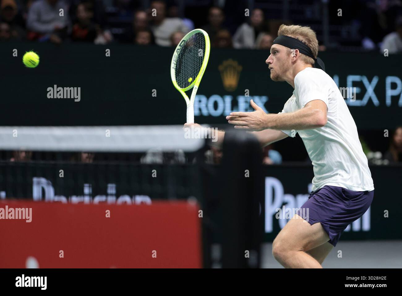 Nanterre, France. 30 octobre 2025. Alejandro Davidovich Fokina d'Espagne pendant le jour 4 du tournoi de tennis Rolex Paris Masters 2025, ATP Masters 1000 le 30 octobre 2025 au Paris la Defense Arena à Nanterre près de Paris, France - photo Jean Catuffe/DPPI crédit : DPPI Media/Alamy Live News Banque D'Images