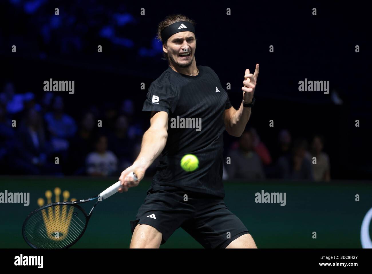 Nanterre, France. 30 octobre 2025. Alexander Zverev d'Allemagne pendant le jour 4 du tournoi de tennis Rolex Paris Masters 2025, ATP Masters 1000 le 30 octobre 2025 au Paris la Defense Arena de Nanterre près de Paris, France - photo Jean Catuffe/DPPI crédit : DPPI Media/Alamy Live News Banque D'Images