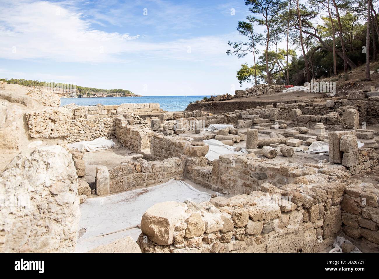 phaselis est les ruines d'une ancienne colonie grecque et romaine sur la côte de la turquie dans la province d'antalya Banque D'Images