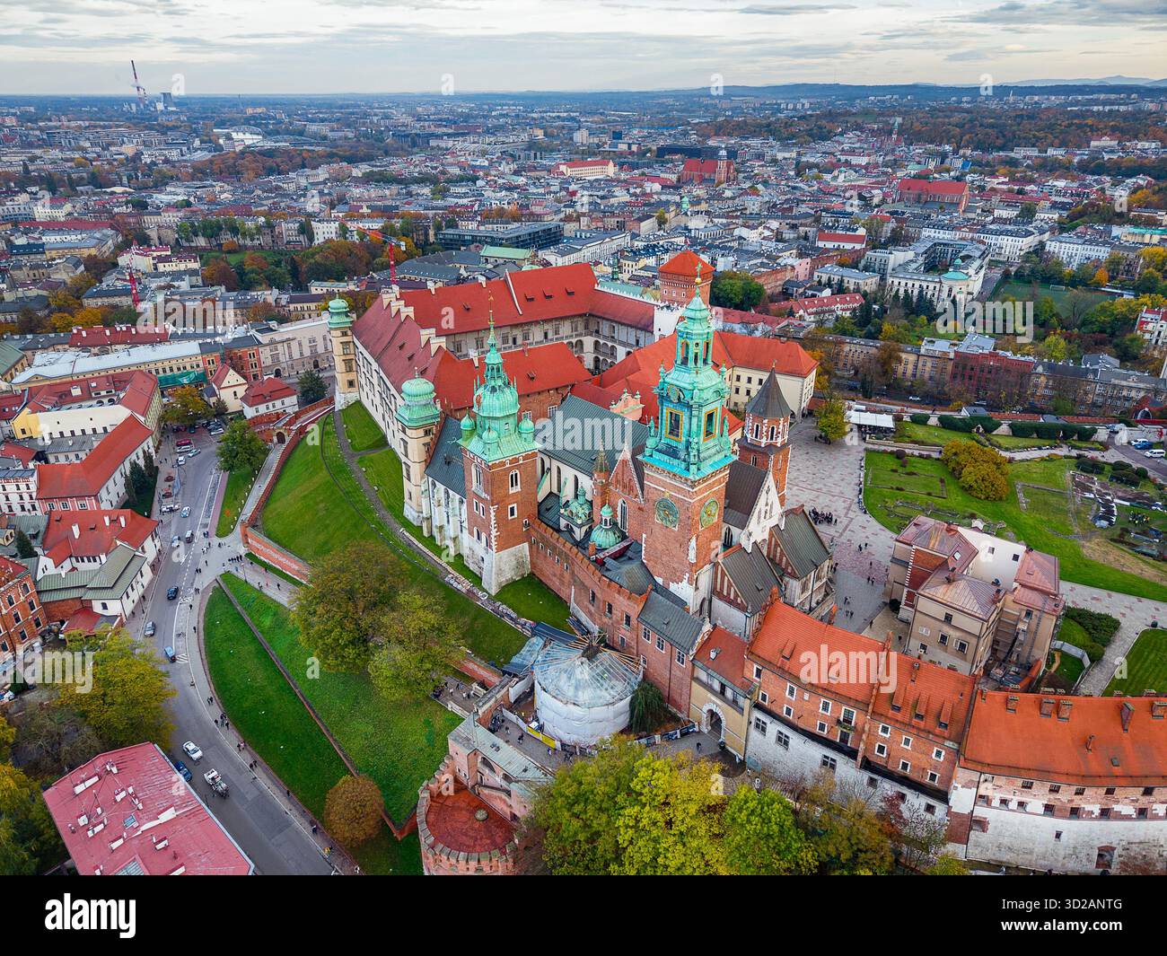 Vue drone sur le château de Wawel de Cracovie Banque D'Images