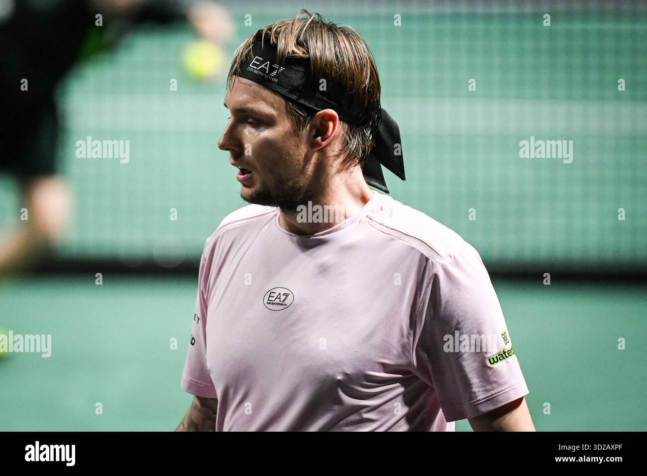 Nanterre, France. 31 octobre 2025. Alexander BUBLIK du Kazakhstan lors de la cinquième journée du tournoi de tennis Rolex Paris Masters 2025, ATP Masters 1000 le 31 octobre 2025 à la Defense Arena de Nanterre près de Paris, France - photo Matthieu Mirville/DPPI crédit : DPPI Media/Alamy Live News Banque D'Images