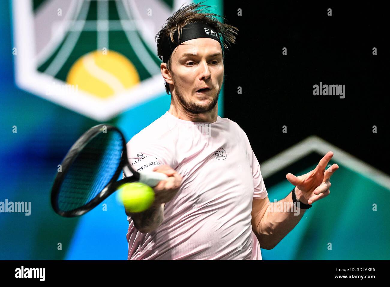 Nanterre, France. 31 octobre 2025. Alexander BUBLIK du Kazakhstan lors de la cinquième journée du tournoi de tennis Rolex Paris Masters 2025, ATP Masters 1000 le 31 octobre 2025 à la Defense Arena de Nanterre près de Paris, France - photo Matthieu Mirville/DPPI crédit : DPPI Media/Alamy Live News Banque D'Images