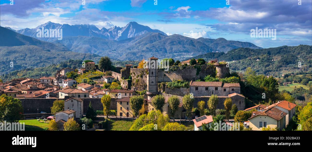 Italie, Toscane plus beaux villages médiévaux - Castiglione di Garfagnana, province de Lucques. tourisme italien, villages toscans traditionnels. Banque D'Images