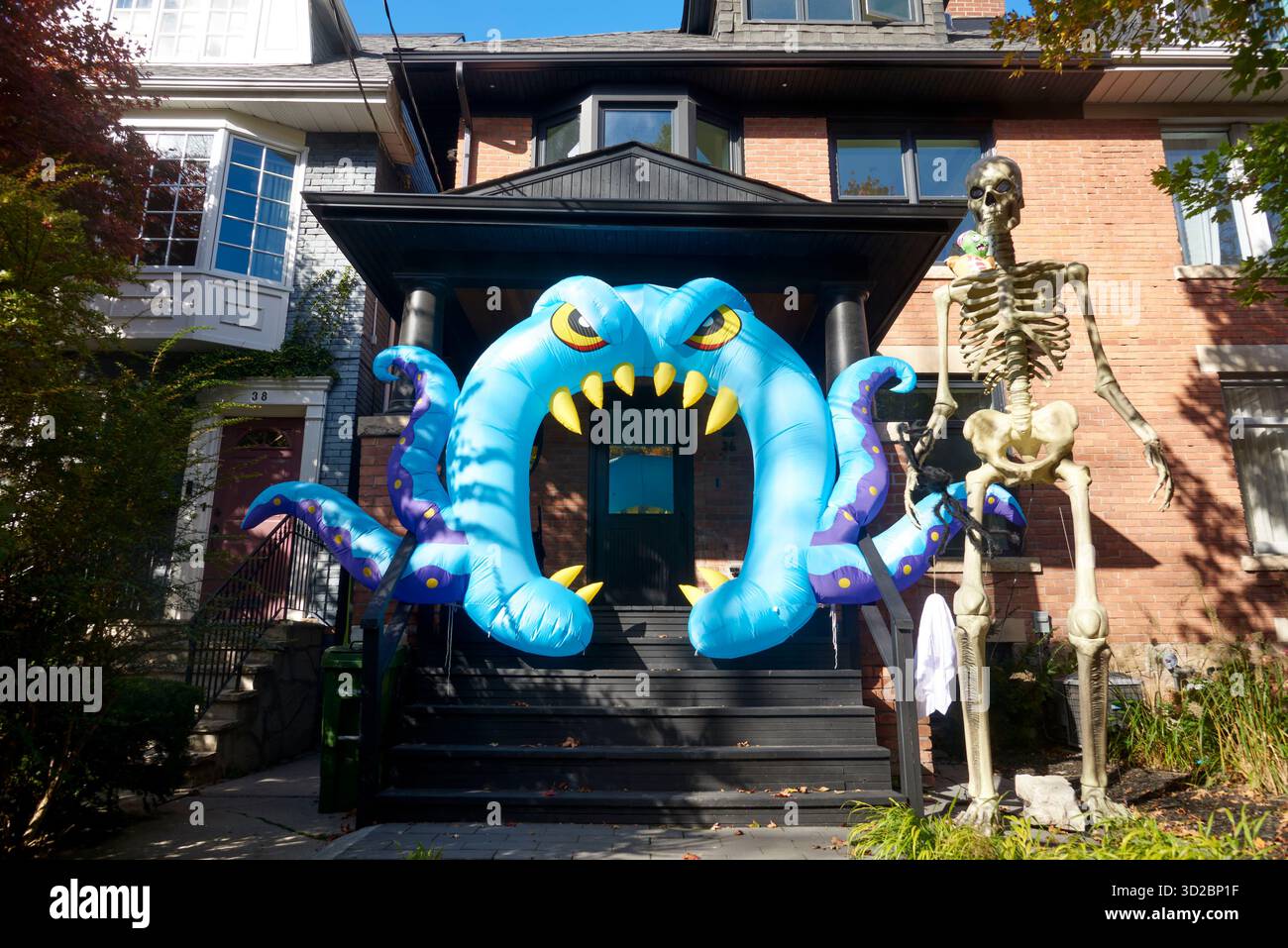 Une maison décorée pour halloween Banque D'Images