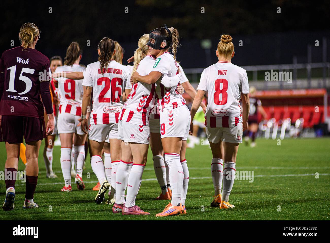 COLOGNE, ALLEMAGNE - 31 OCTOBRE 2025 : le match des femmes Bundesliga 1.FC Koeln vs 1. FC Nuernberg au stade Franz Kremer Banque D'Images