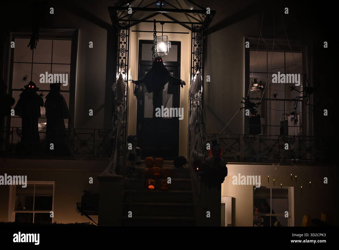 Londres, Grande-Bretagne, Royaume-Uni. 31 octobre 2025. Nuit d'Halloween à Londres. (Crédit image : © Laura Chiesa/Pacific Press via ZUMA Press Wire) USAGE ÉDITORIAL SEULEMENT ! Non destiné à UN USAGE commercial ! Banque D'Images