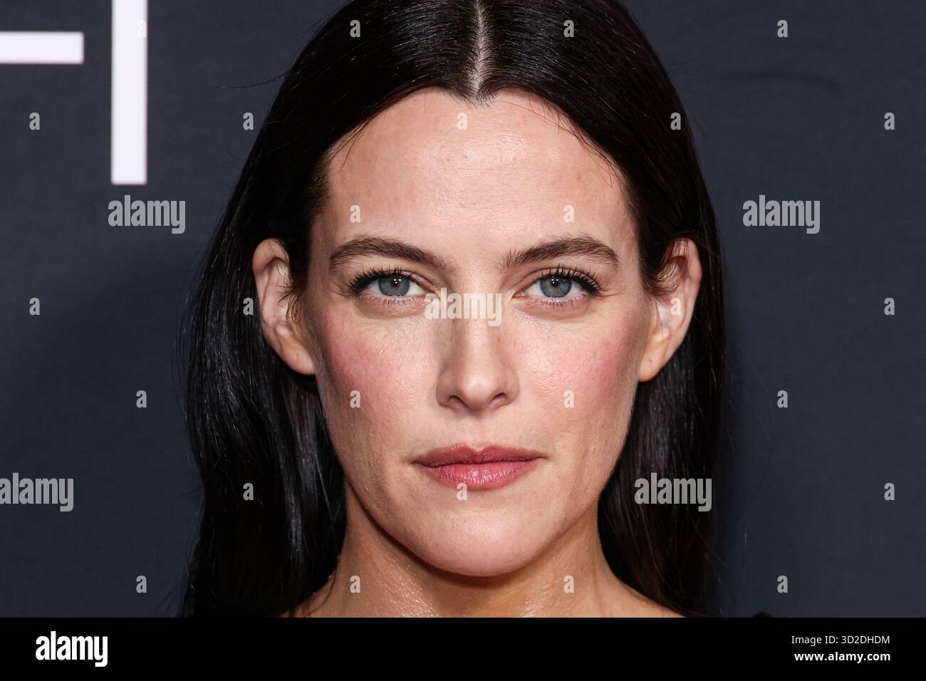 HOLLYWOOD, LOS ANGELES, CALIFORNIE, États-Unis - 23 OCTOBRE : L'actrice américaine Riley Keough arrive au 2025 AFI (American film Institute) Fest présenté par Canva - première de 'Jay Kelly' de Netflix qui a eu lieu au TCL Chinese Theatre IMAX le 23 octobre 2025 à Hollywood, Los Angeles, Californie, États-Unis. (Photo de Xavier Collin/image Press Agency) Banque D'Images