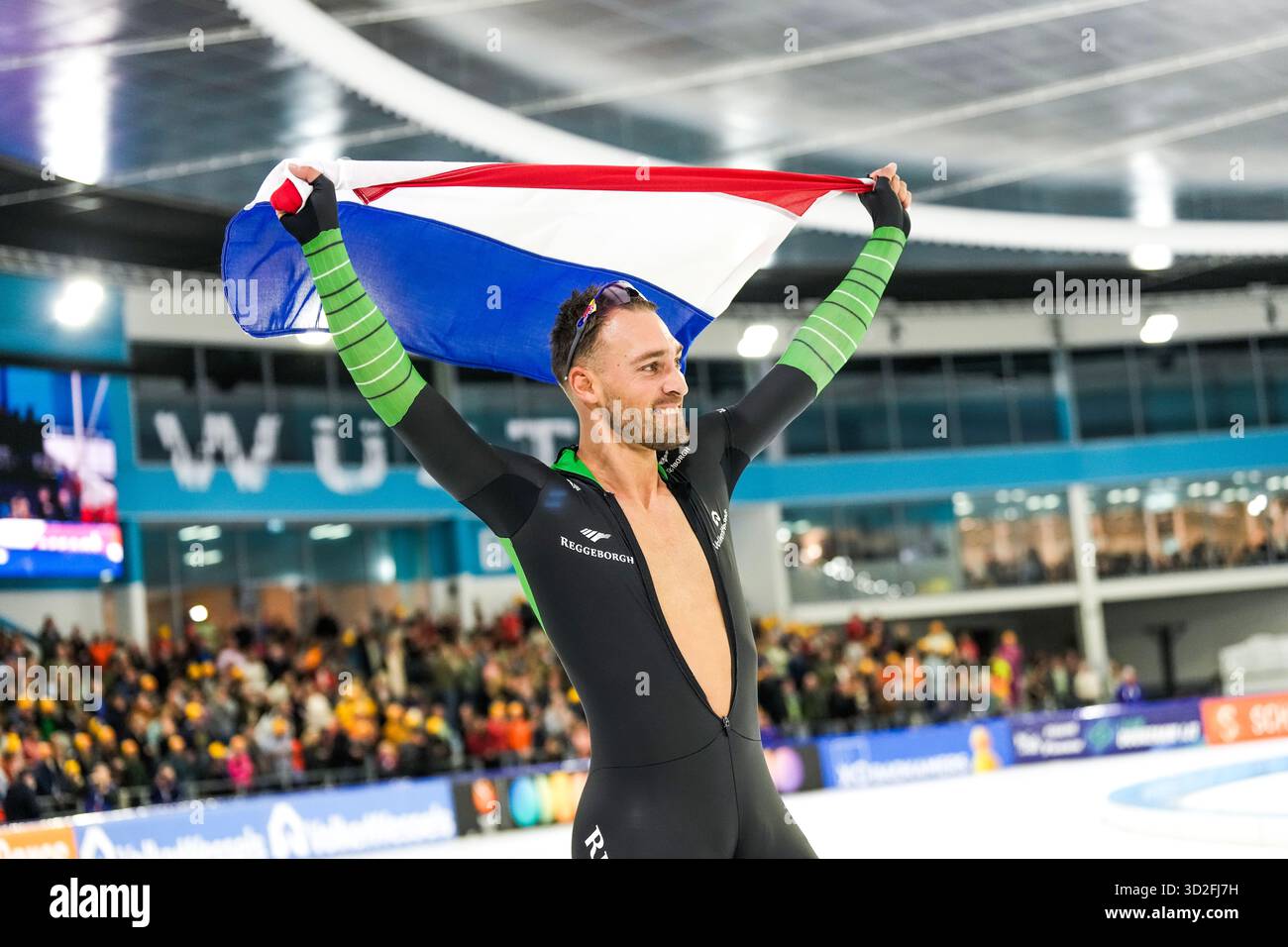 Heerenveen, pays-Bas. 01 novembre 2025. HEERENVEEN, PAYS-BAS - 1er NOVEMBRE : Kjeld nuis lors des Championnats néerlandais de patinage de vitesse simple distances 2026 à Thialf le 1er novembre 2025 à Heerenveen, pays-Bas. (Photo de Douwe Bijlsma/Orange Pictures) crédit : Orange pics BV/Alamy Live News Banque D'Images