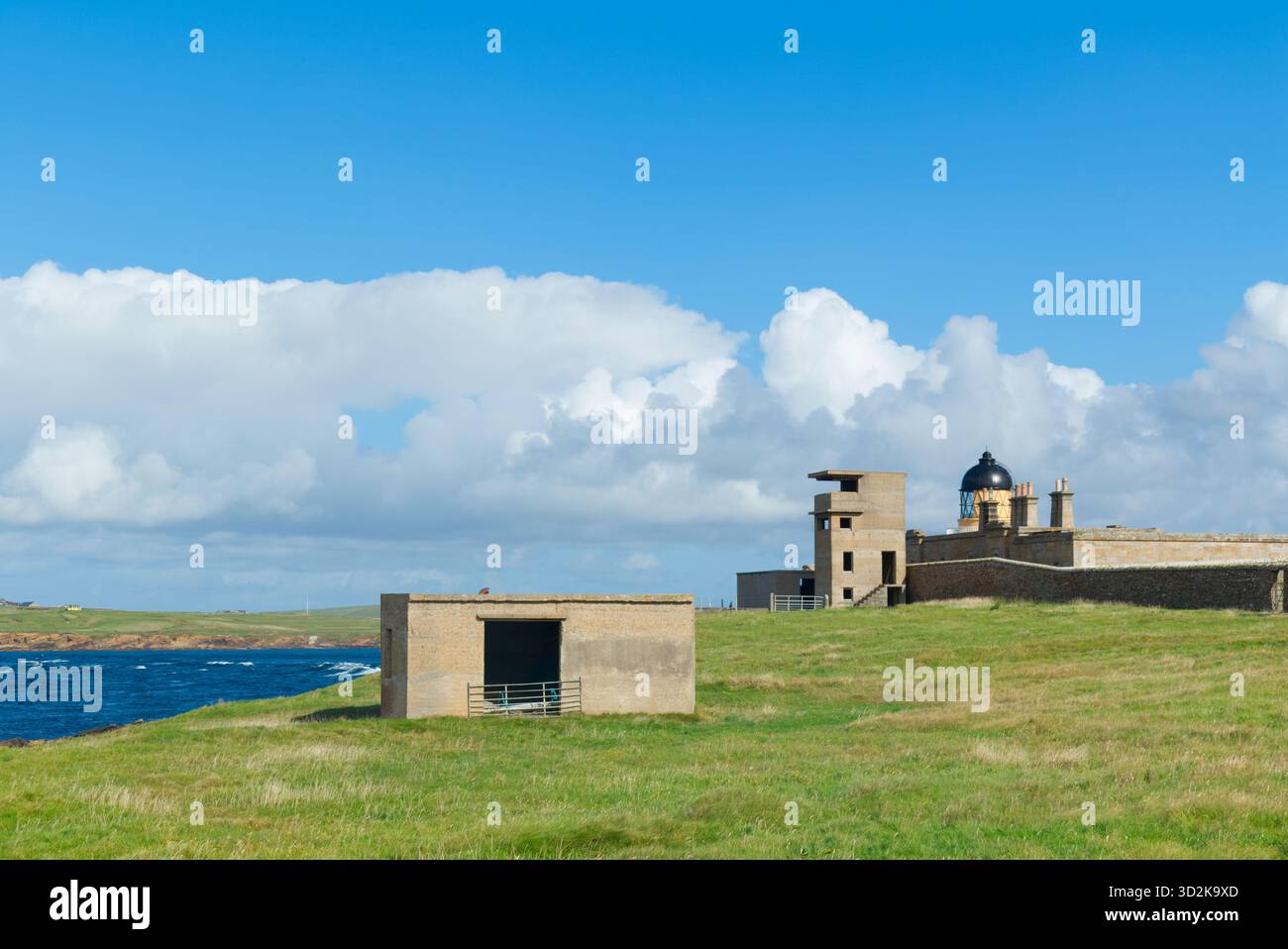Défenses en temps de guerre sur la côte de Scapa Flow, îles Orcades Banque D'Images
