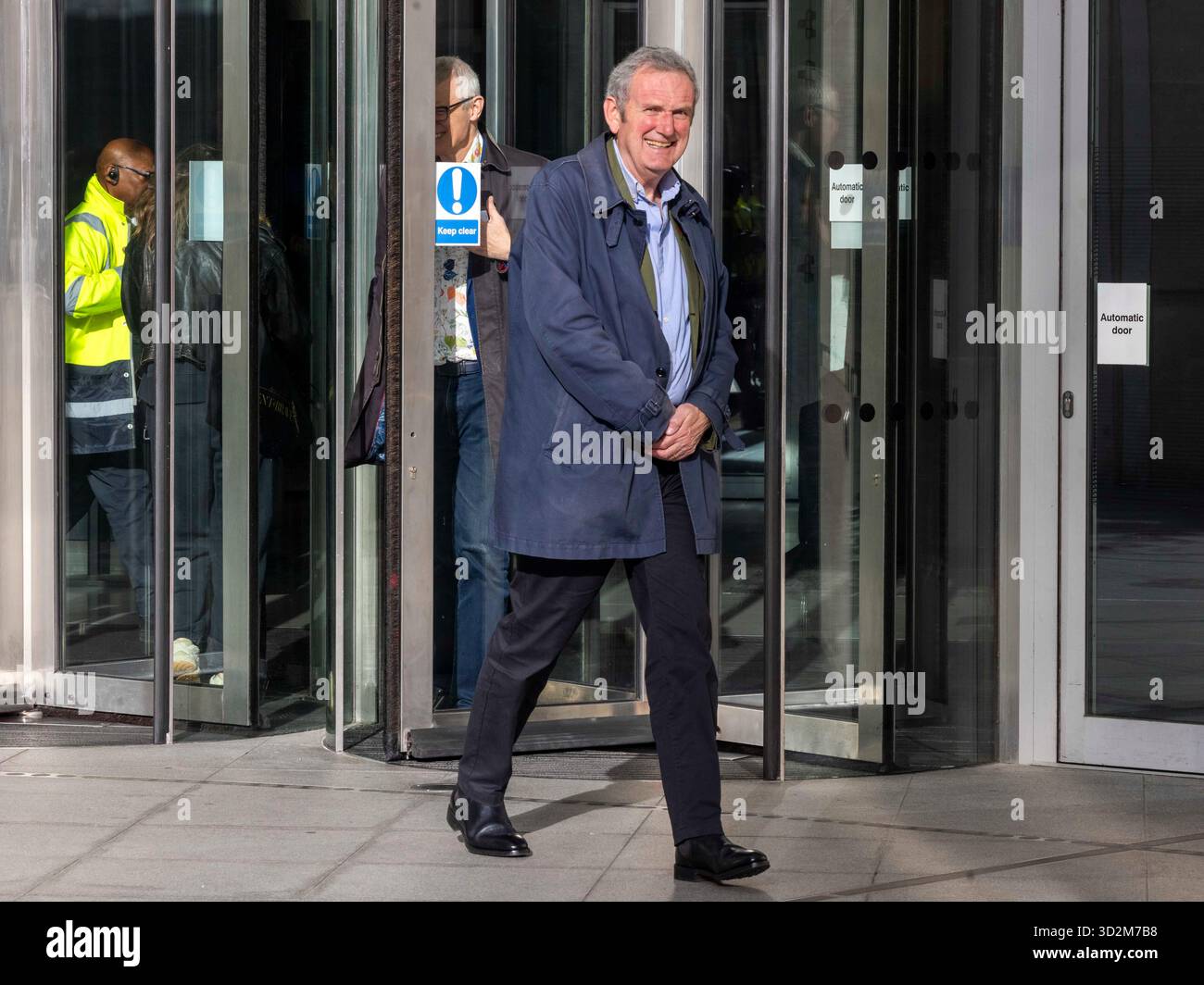 Londres, Royaume-Uni. 2 novembre 2025. Valentine Low, journaliste, à la BBC pour « Sunday with Laura Kuenssberg ». Il a été correspondant royal du Times de 2008 à 2023 crédit : Mark Thomas/Alamy Live News Banque D'Images